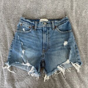Abercrombie & Fitch High Rise Mom Shorts